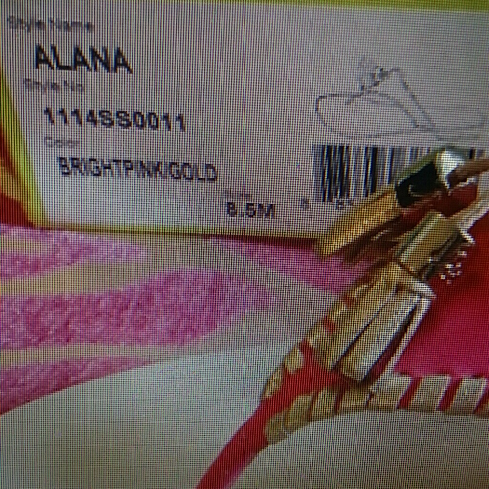 Jack Rogers Alana Pink Gold Tassel Thong Sandals - Picture 8 of 8